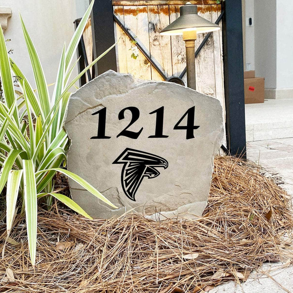 Handcrafted Atlanta Falcons Address Stone proudly made in the USA with deeply engraved house numbers and officially licensed NFL artwork. Available in Sandstone and Greystone finishes for long-lasting outdoor beauty.