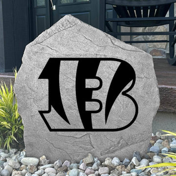 Show your team pride with a handcrafted Cincinnati Bengals Logo Stone featuring officially licensed NFL artwork. Designed to complement flower beds, entryways, and backyard entertaining spaces.