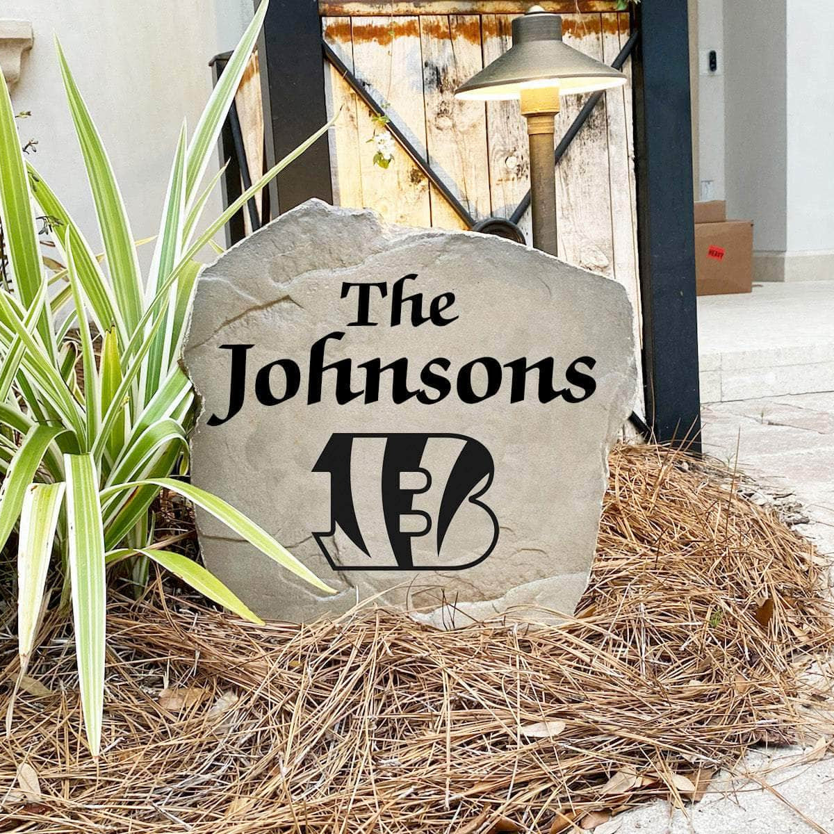 Handcrafted Cincinnati Bengals Name Stone proudly made in the USA with precision engraving and officially licensed NFL artwork. Available in Sandstone and Greystone finishes for lasting outdoor beauty.