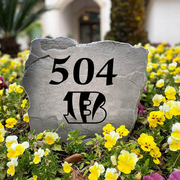 Handcrafted Cincinnati Bengals Address Stone proudly made in the USA with deeply engraved house numbers and officially licensed NFL artwork. Available in Sandstone and Greystone finishes for lasting outdoor beauty.