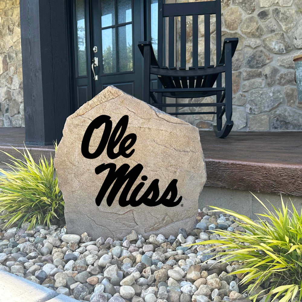Searching for the perfect Ole Miss gift? This officially licensed University of Mississippi Logo Stone is an excellent choice for alumni, graduates, students, and passionate Rebels fans who love decorating their outdoor spaces.