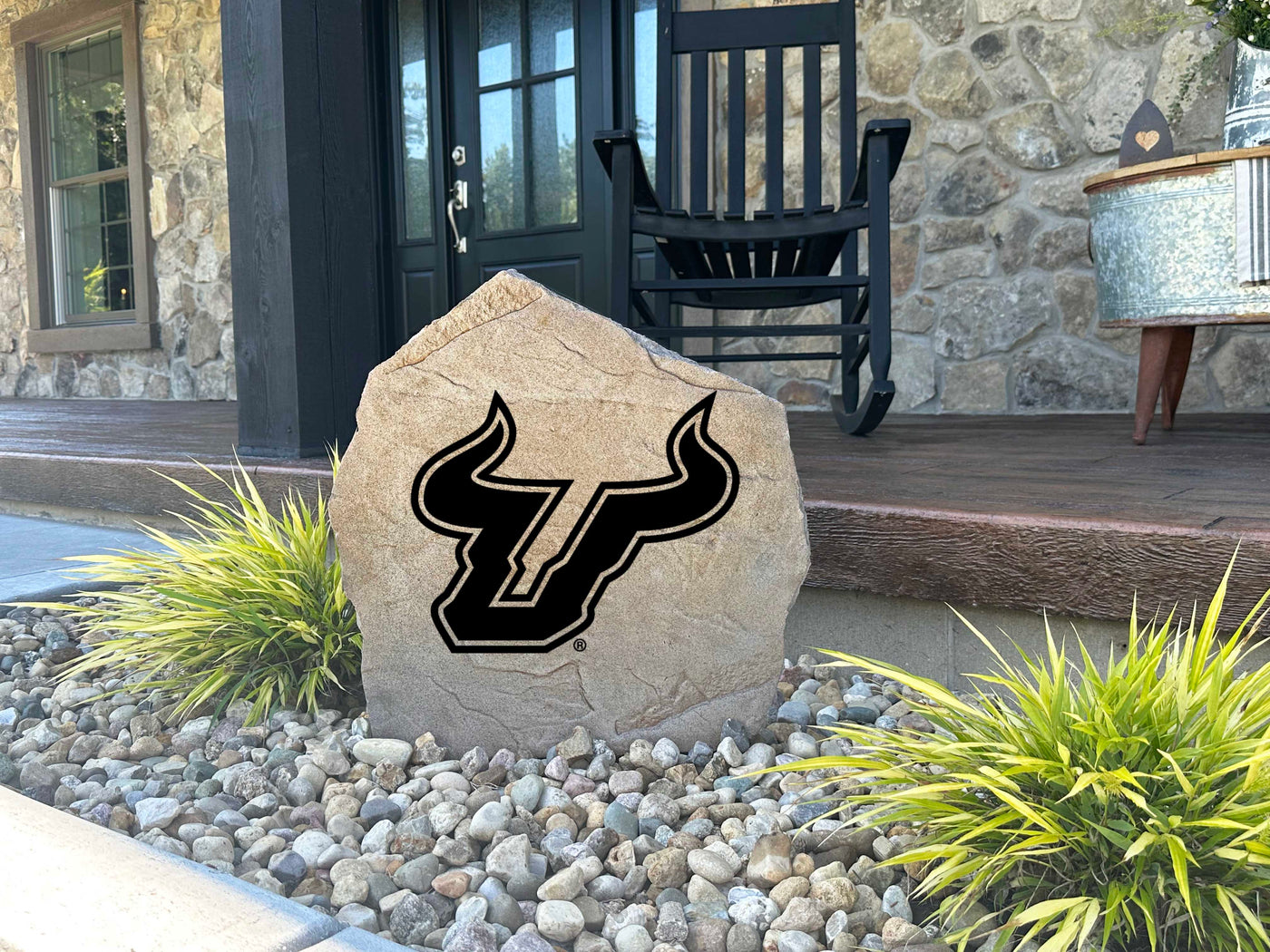 Decorative outdoor marker with USF Bulls logo for yard or garden