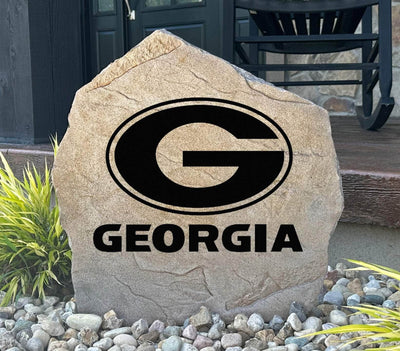 University of Georgia stone with iconic “G” logo