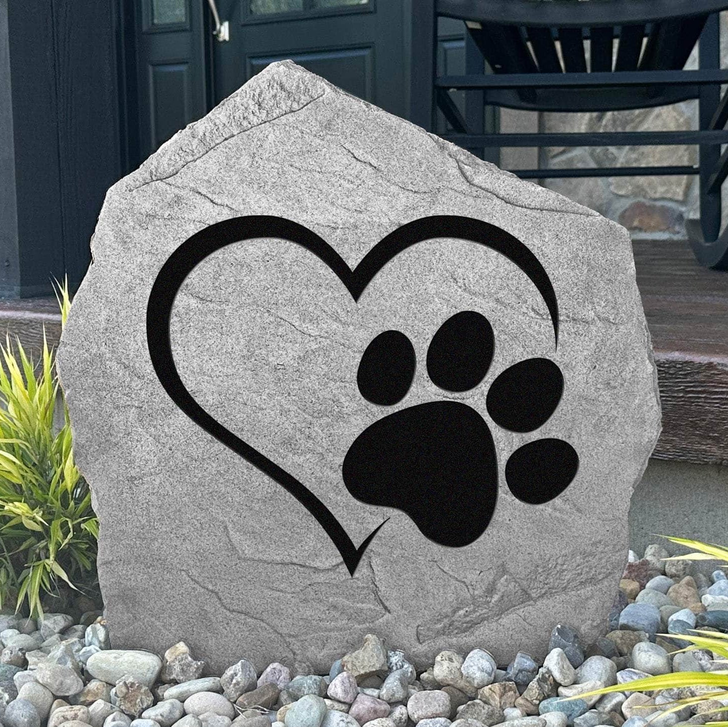 Heart Paw Print engraved garden stone celebrating the unconditional love of pets with a beautiful outdoor tribute for homes and memorial gardens.