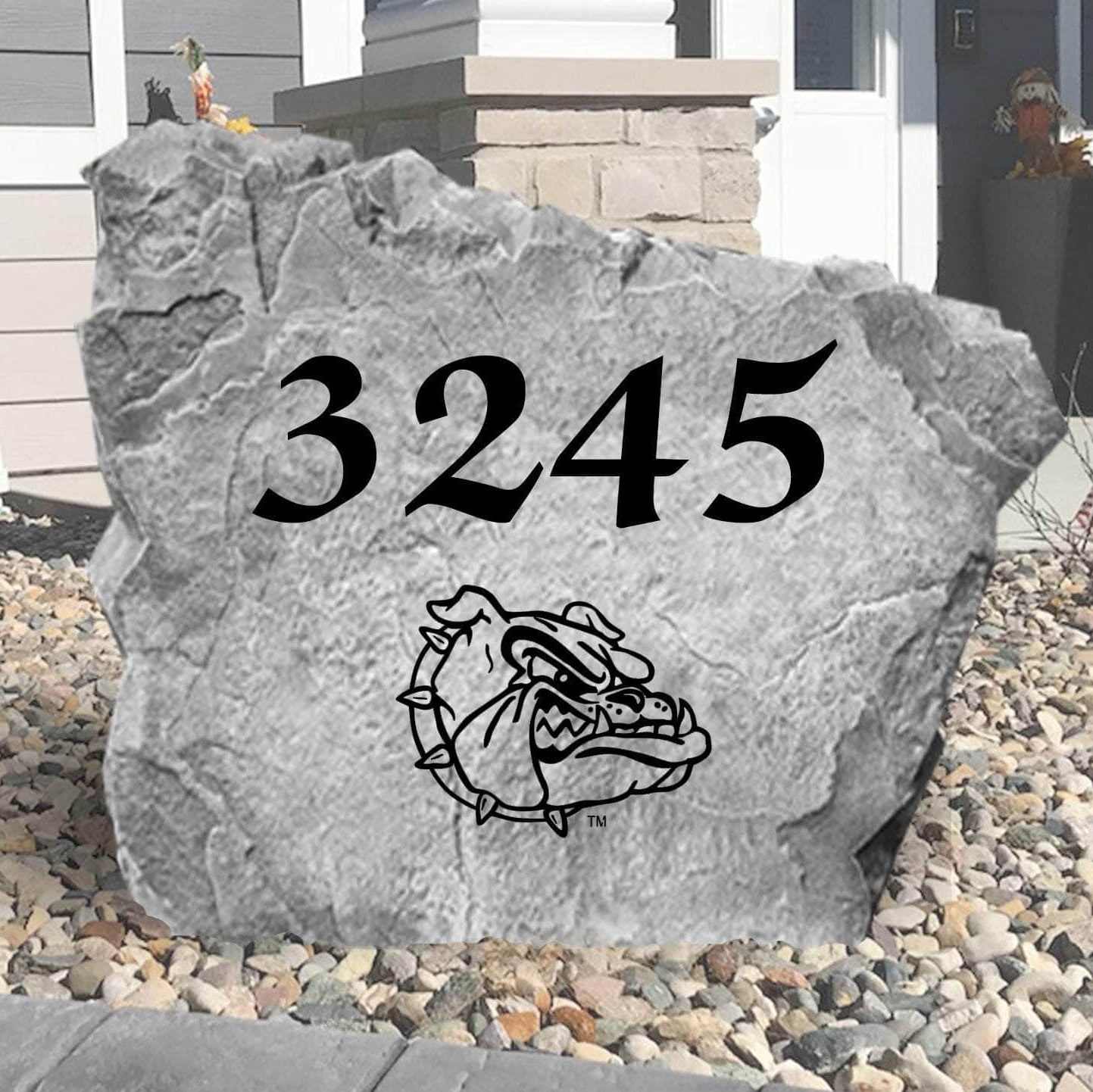 Officially licensed Gonzaga Bulldogs address plaque crafted from durable concrete, combining elegant home identification with lasting school pride.