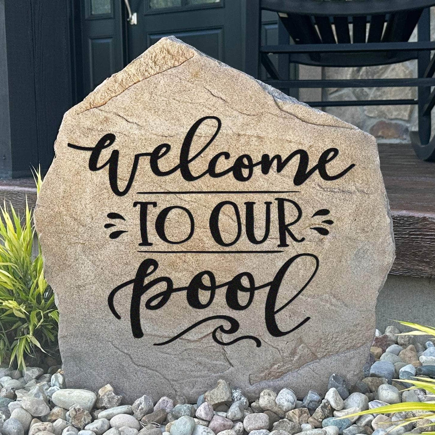 Decorative pool welcome plaque crafted from durable concrete, adding resort-inspired charm to swimming pools, outdoor lounges, and landscaped retreats.