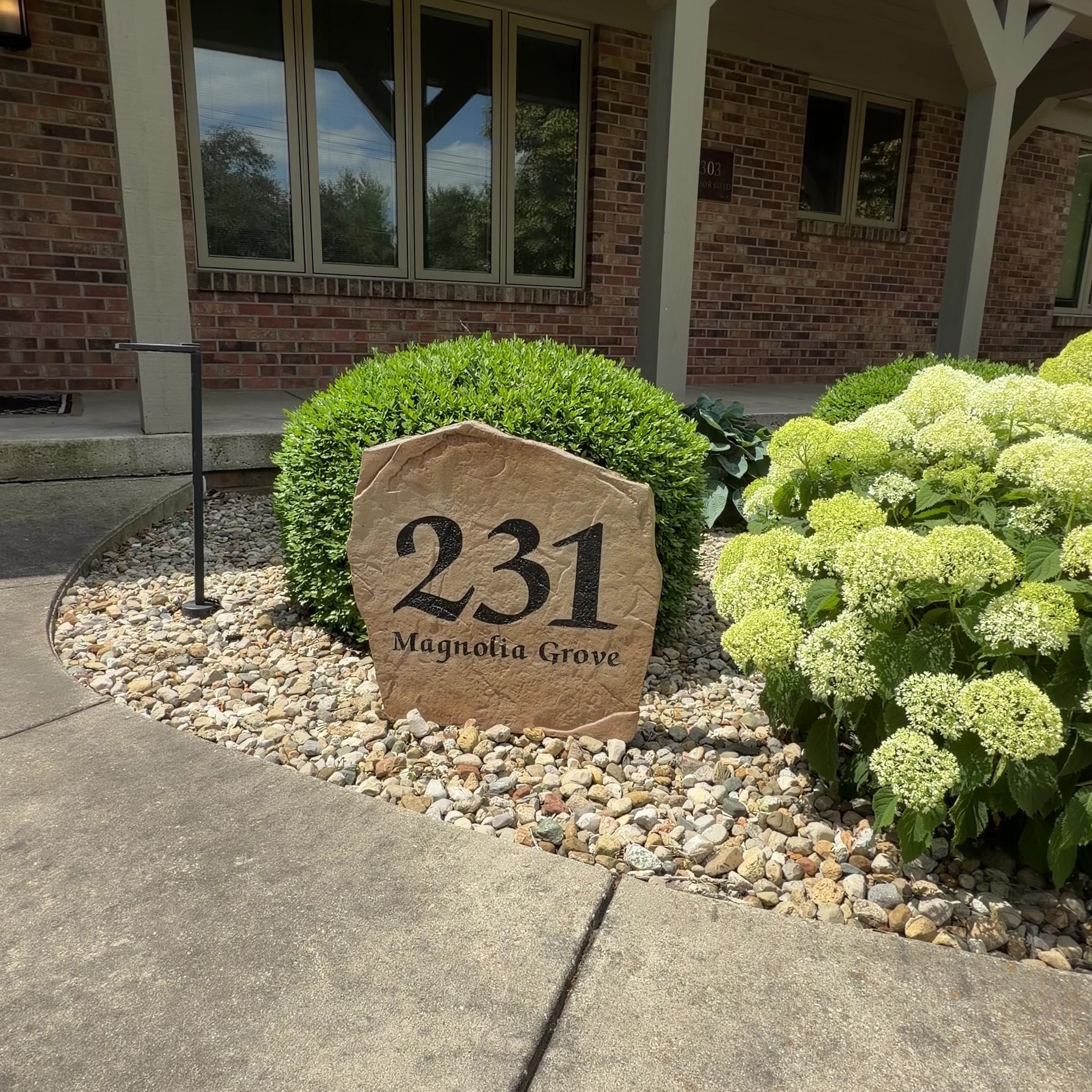 Luxury landscape address marker featuring precision-engraved street numbers, perfect for front gardens, walkways, driveways, and entryways.