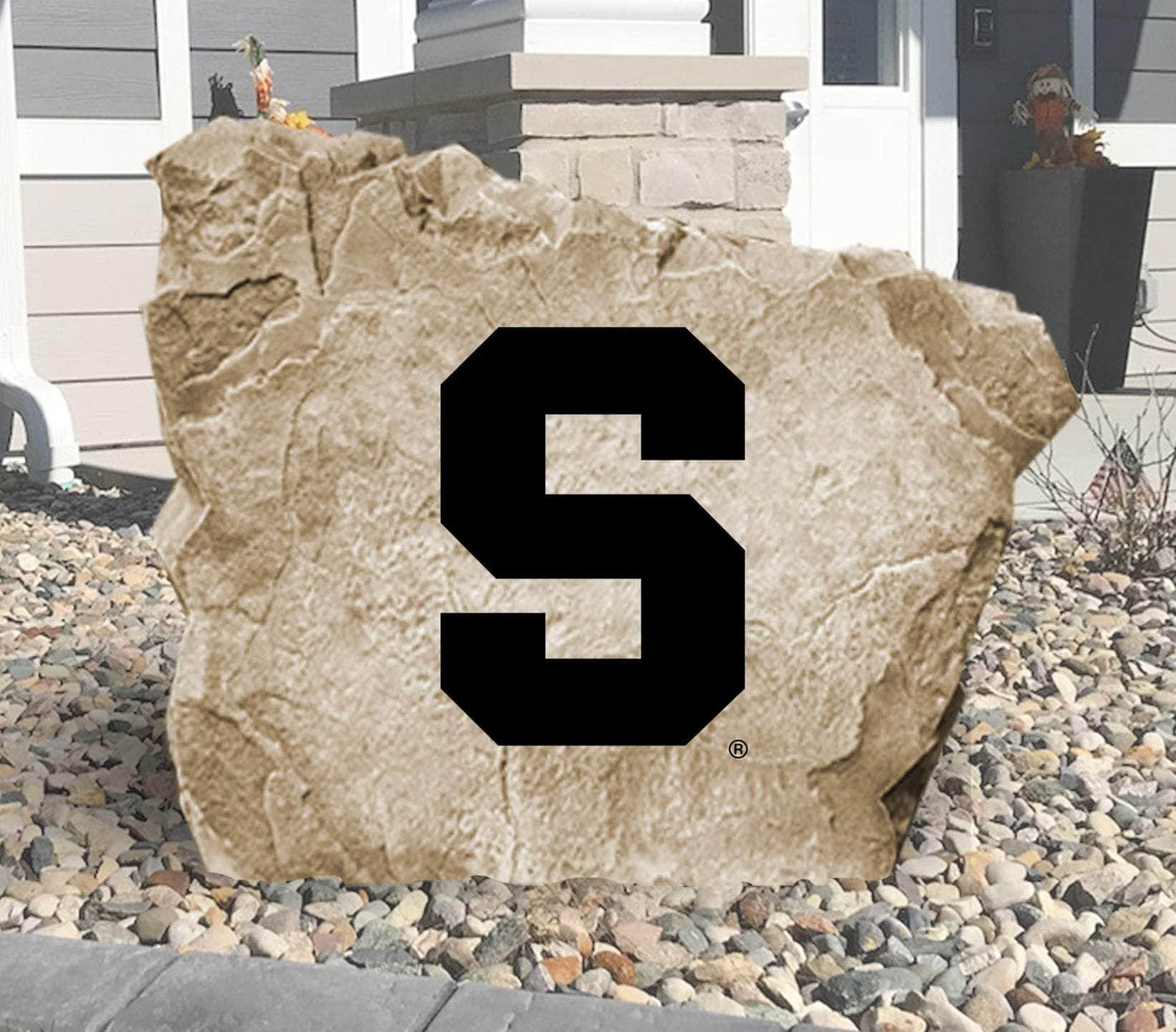 Decorative Syracuse University logo stone for landscaping