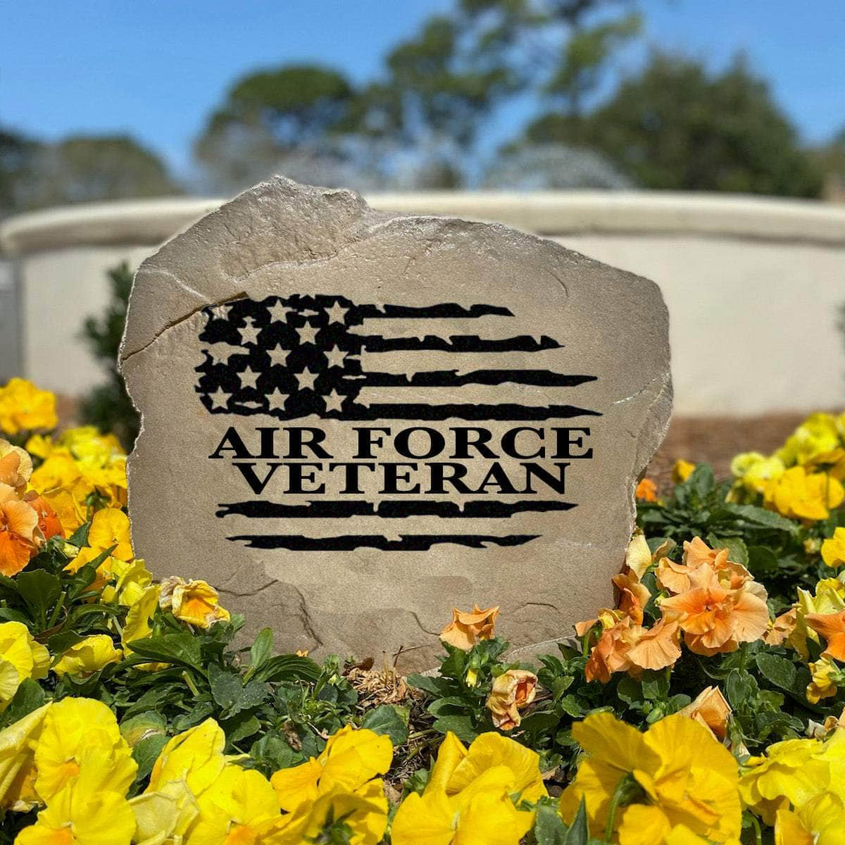 Weather-resistant American veteran monument designed to recognize the courage and dedication of those who proudly served our country.